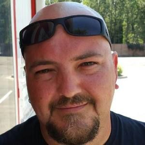 Meet your Posher, Beau